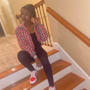 Meet your Posher, Cierra